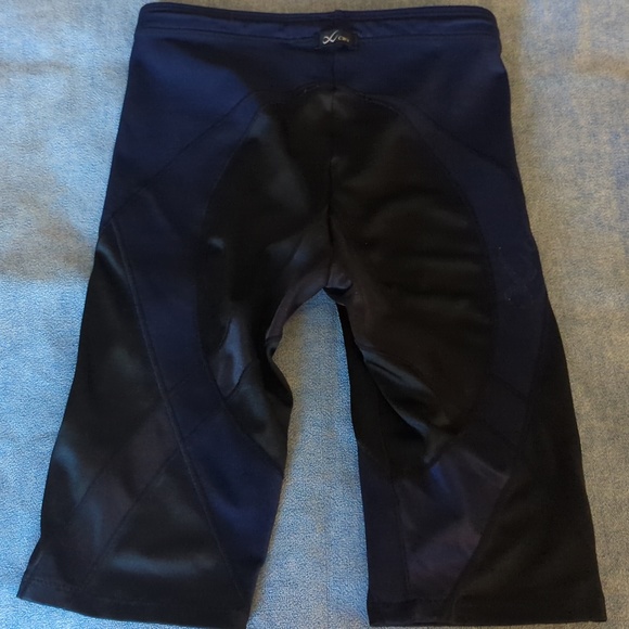 CW-X Running Compression Shorts - Picture 2 of 2